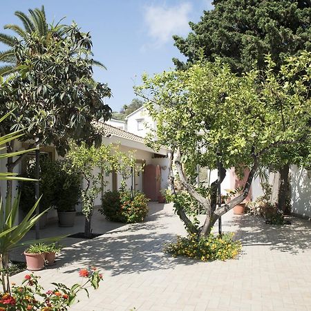 Bed and Breakfast L'Albero Porto Empedocle Exterior foto