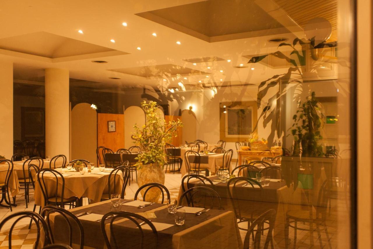 Bed and Breakfast L'Albero Porto Empedocle Exterior foto